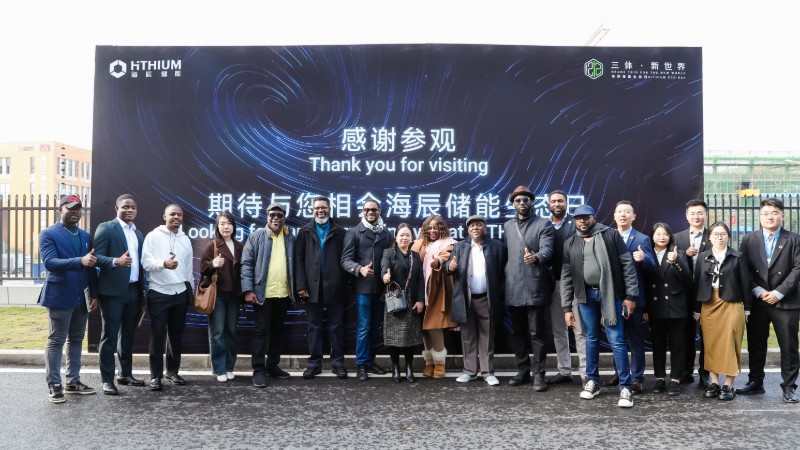 度电0.05美元，海辰储能全球首款能源平权产品HeroEE发布-2023年12月12日，在海辰储能生态日上，为了让全球能源贫困地区的人们也都能获得可负担、可靠和可持续的电力来源，海辰储能重磅发布了一度电户用电源，命名为“HeroEE”。-HeroEE