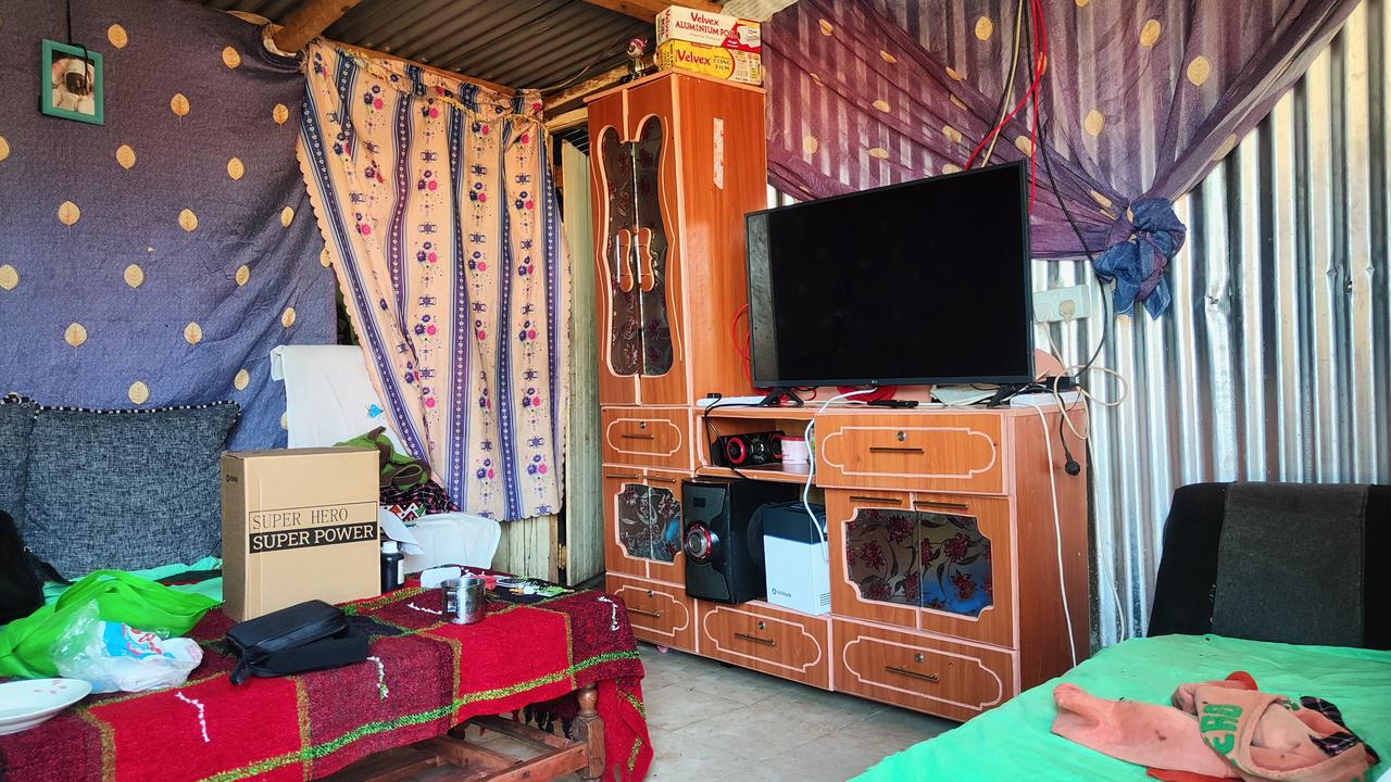 We donated a HeroEE1 ES to the Masai Mara Nature Reserve in Kenya, a pure off-grid scenario with PV access.-We donated a HeroEE1 ES to the Masai Mara Nature Reserve in Kenya, a pure off-grid scenario with PV access.The installation is completed and the appliance lighted up successfully, helping the local residents to be able to use tertiary self-cycling energy.-HeroEE