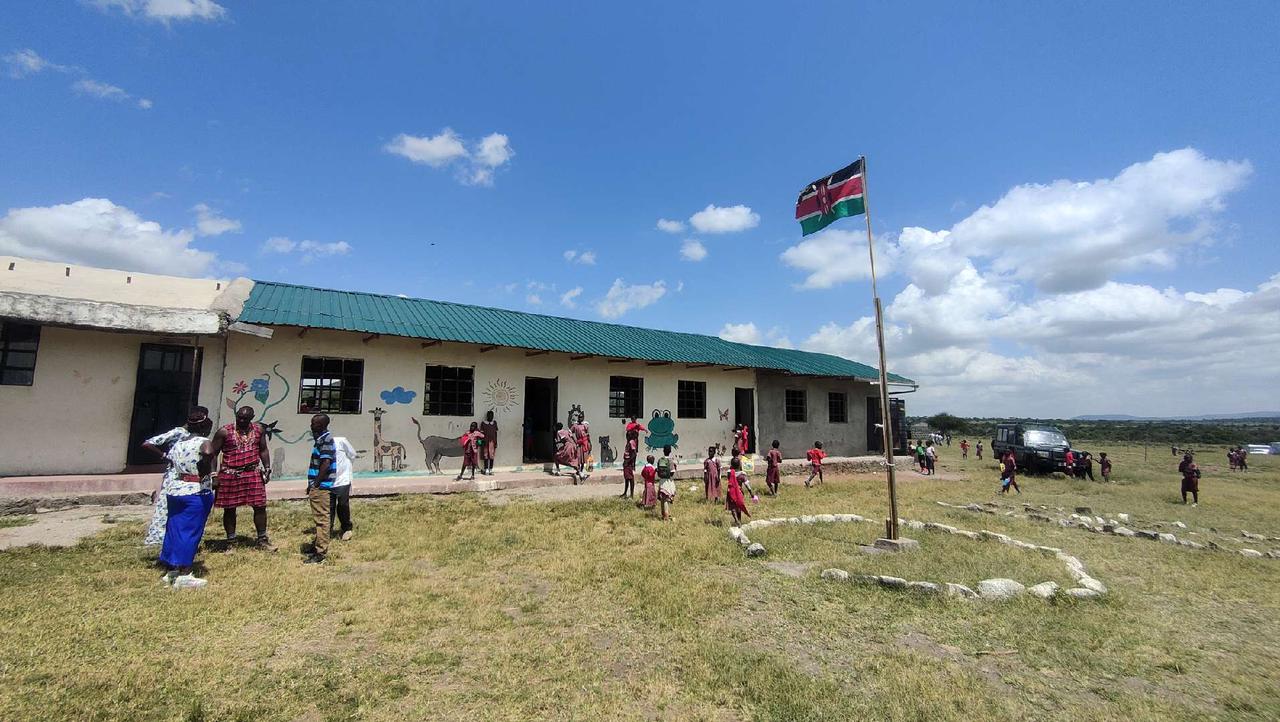 The third donation pilot site is a small off-grid school-The third donation pilot site is a small off-grid school-HeroEE