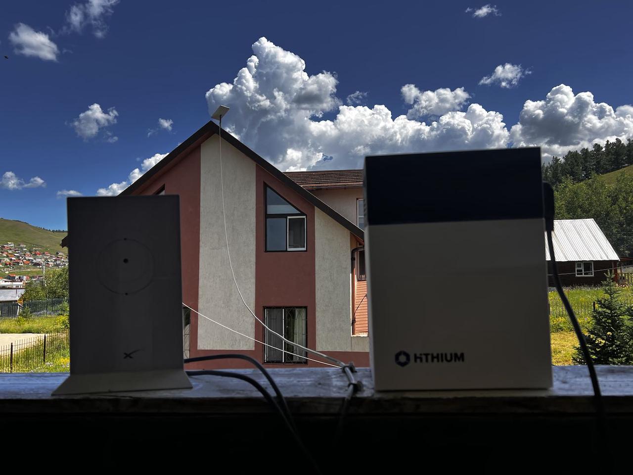 We conducted a successful test of the Starlink Gen2 with a HeroEE 1SE. From 18:30 on July 9 to 11:20 on July 10, Starlink was powered solely by a battery generator. It operated seamlessly for approximately 16.5 hours, consuming about 60W of power per hour. This demonstrates the efficiency and reliability of the setup for continuous connectivity.-We conducted a successful test of the Starlink Gen2 with a HeroEE 1SE. From 18:30 on July 9 to 11:20 on July 10, Starlink was powered solely by a battery generator. It operated seamlessly for approximately 16.5 hours, consuming about 60W of power per hour. This demonstrates the efficiency and reliability of the setup for continuous connectivity.-HeroEE